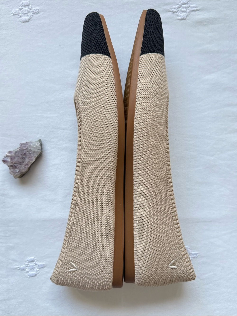 Vivaia Aria 5 Almond/Black Pointed Toe Ballet Flats Size 42 - Picture 14 of 16